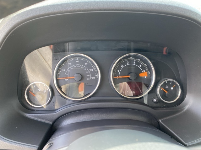 Vehicle image 12 of 33