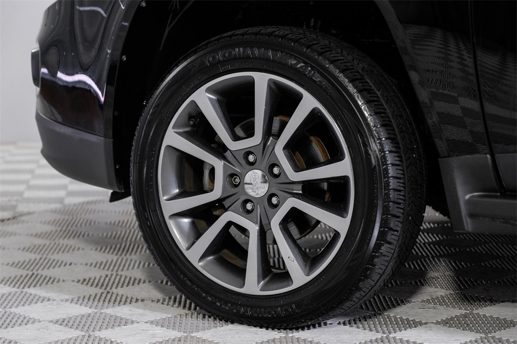 Vehicle image 12 of 56