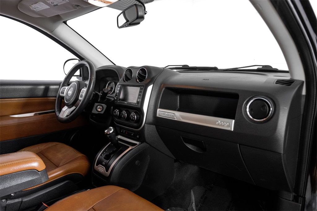 Vehicle image 23 of 56