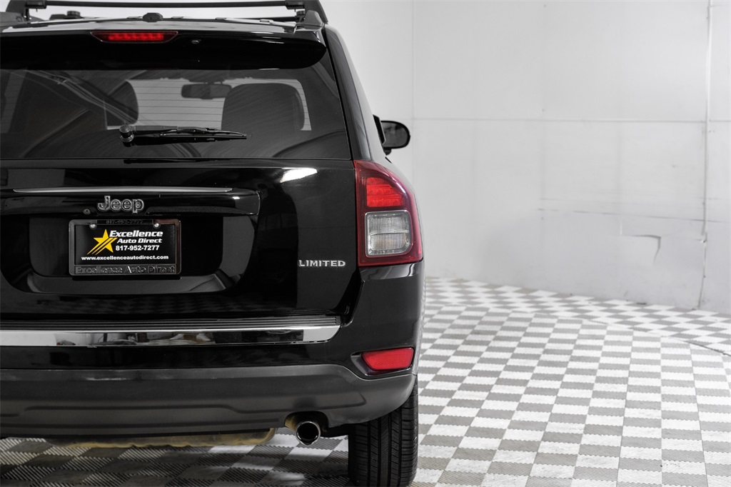 Vehicle image 15 of 56