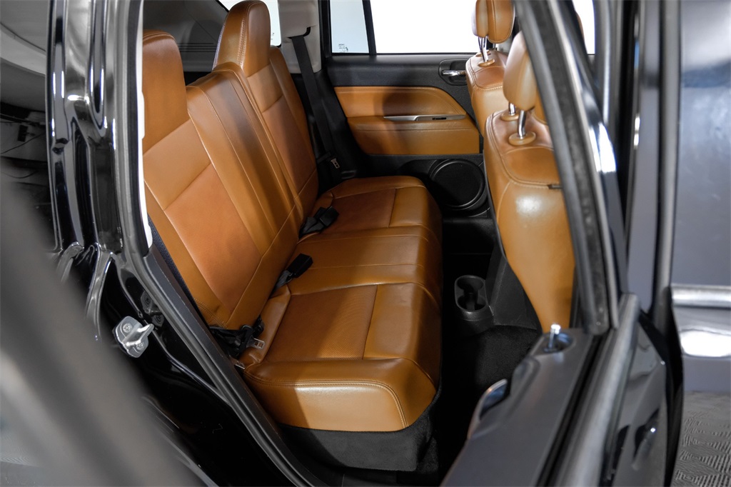 Vehicle image 17 of 56