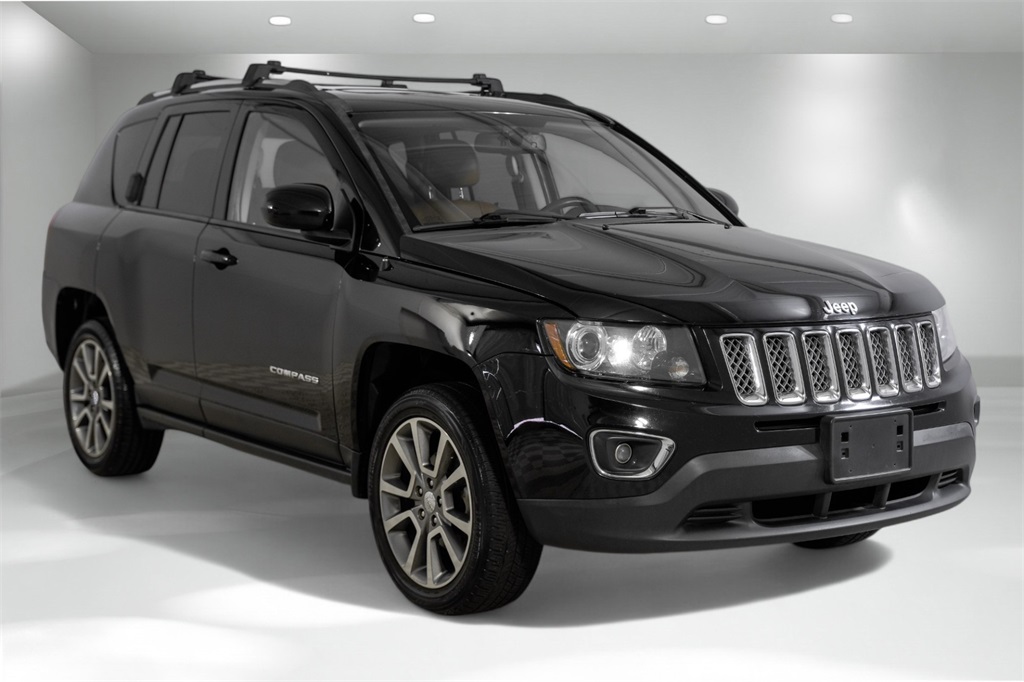 Vehicle image 4 of 56