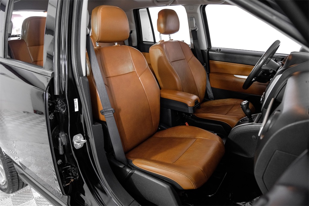 Vehicle image 16 of 56