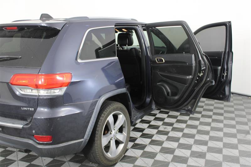 Vehicle image 9 of 32