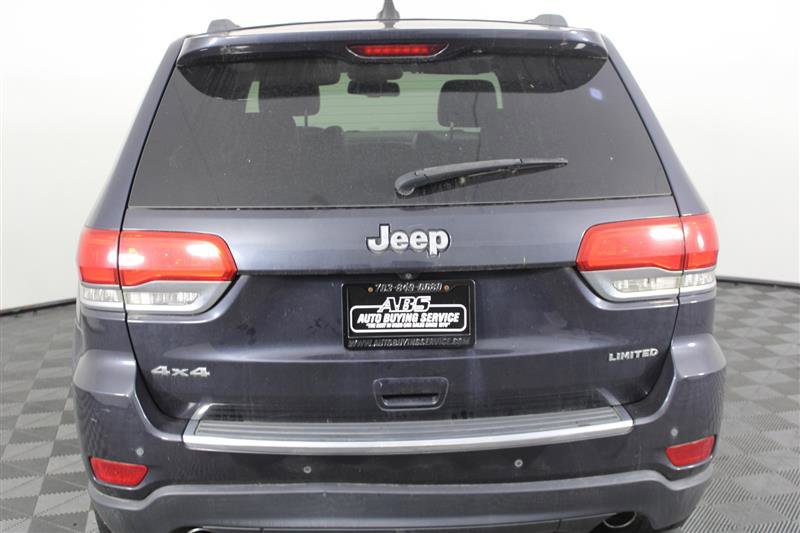 Vehicle image 10 of 32