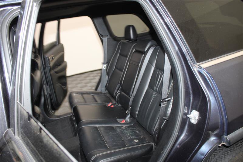 Vehicle image 16 of 32