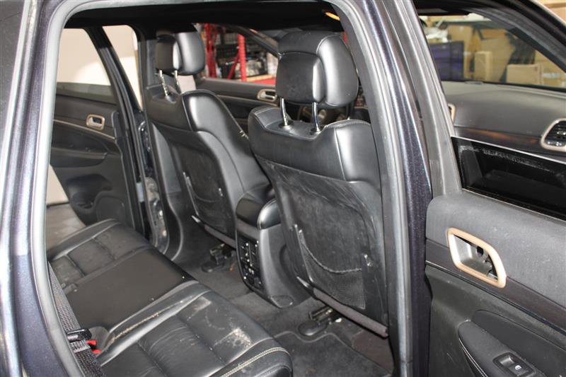 Vehicle image 20 of 32