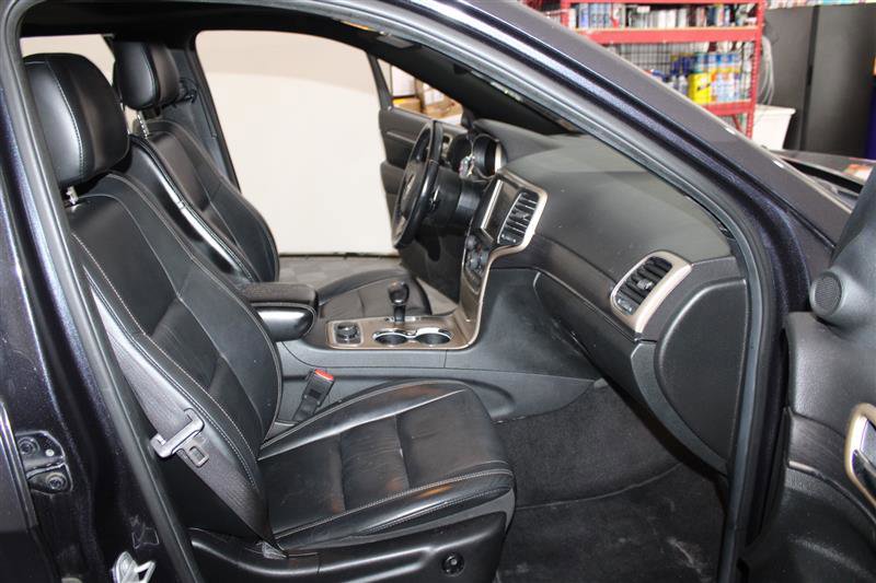 Vehicle image 19 of 32