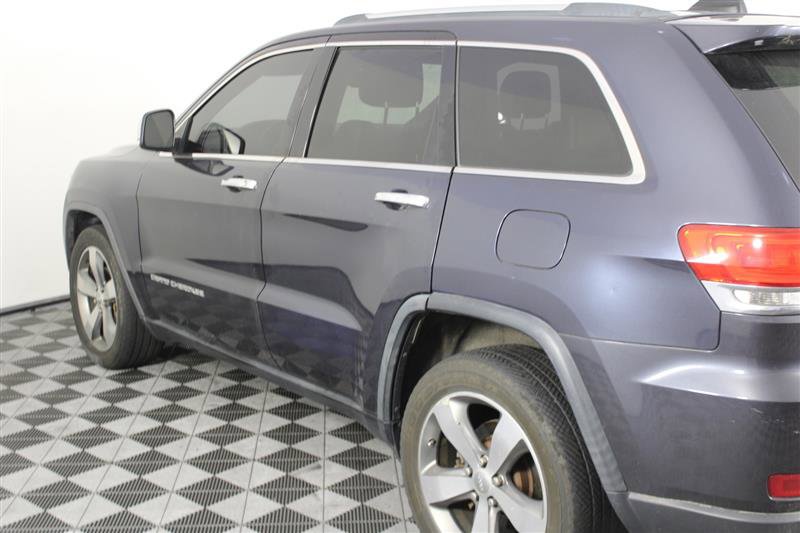 Vehicle image 12 of 32