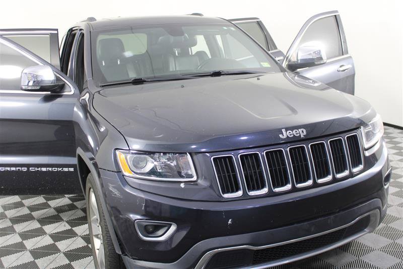 Vehicle image 6 of 32