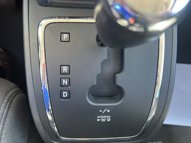Vehicle image 24 of 25