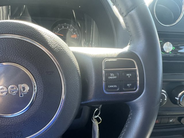 Vehicle image 15 of 25