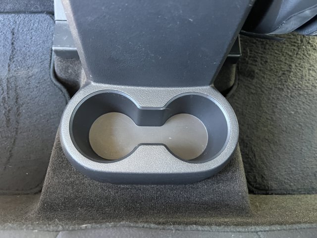 Vehicle image 19 of 25