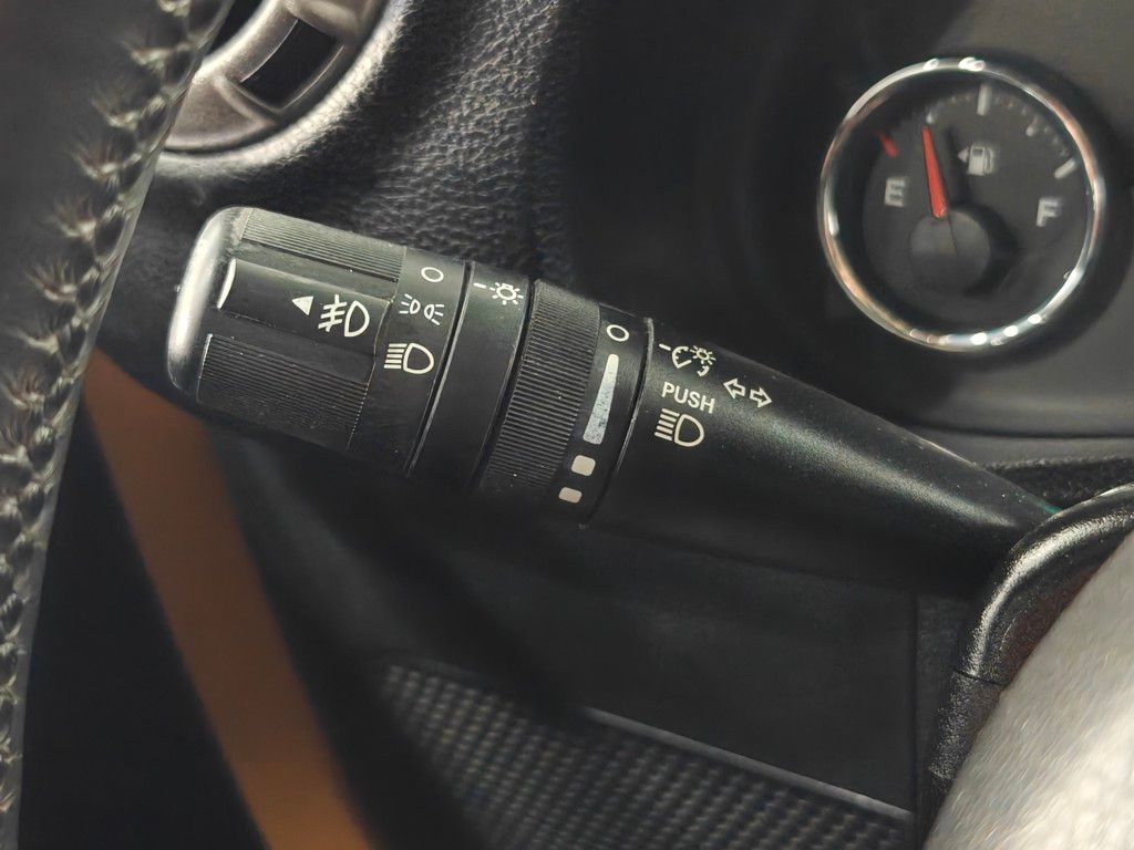 Vehicle image 18 of 37