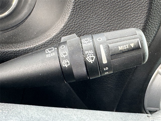 Vehicle image 49 of 52