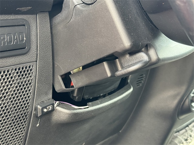 Vehicle image 51 of 52