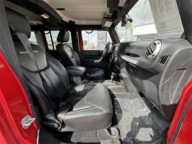 Vehicle image 10 of 52
