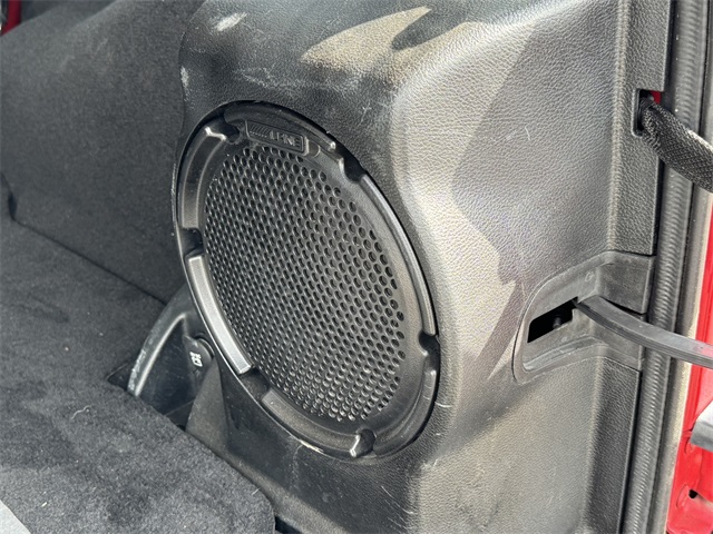Vehicle image 23 of 52