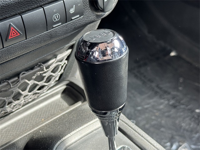 Vehicle image 45 of 52