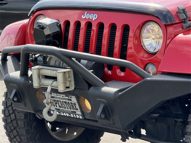 Vehicle image 16 of 52