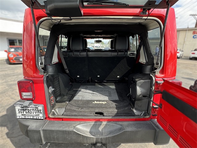 Vehicle image 22 of 52
