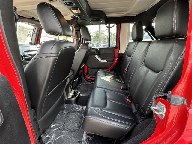 Vehicle image 28 of 52