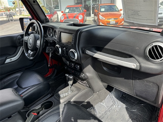 Vehicle image 7 of 52