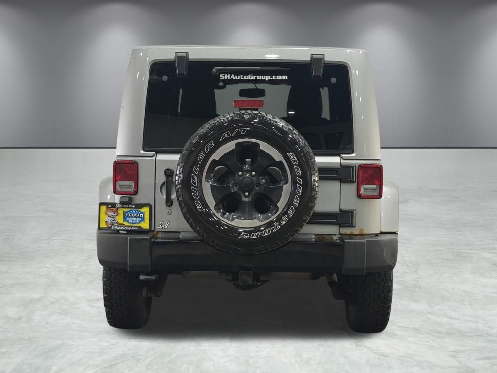 Vehicle image 8 of 49