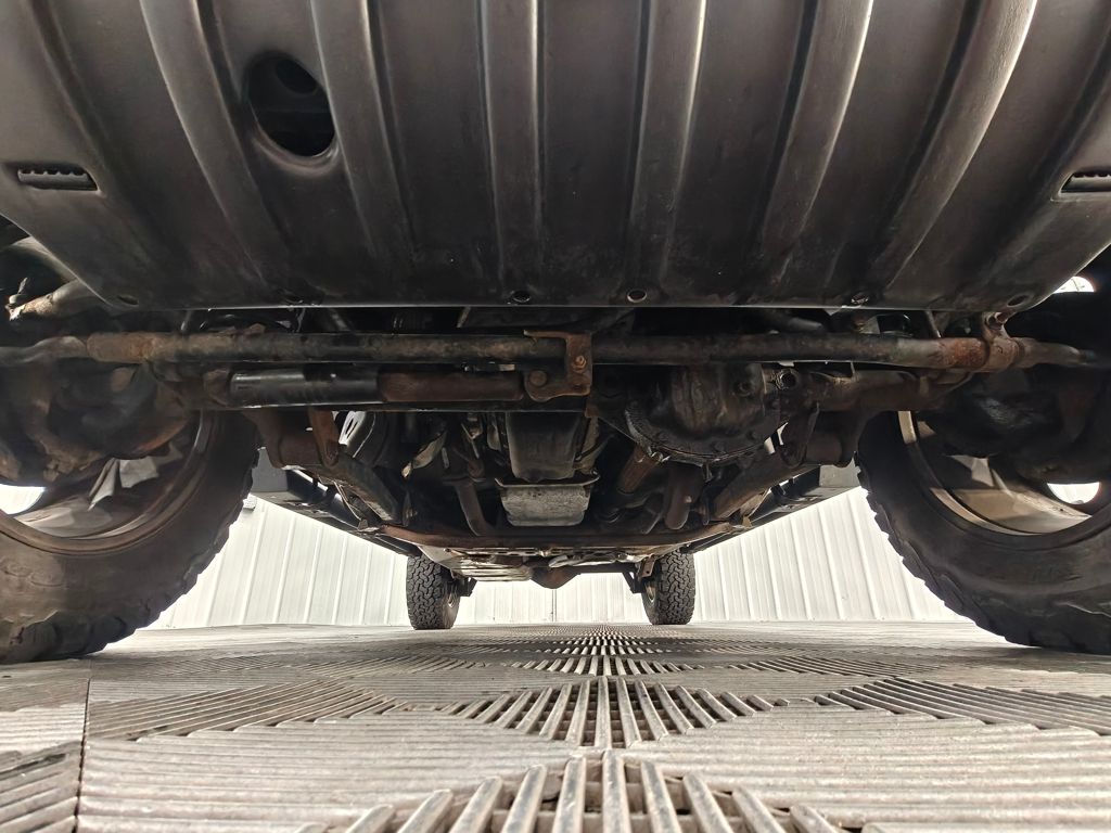 Vehicle image 42 of 49