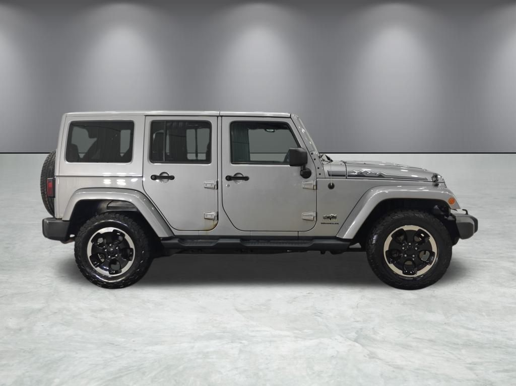 Vehicle image 6 of 49
