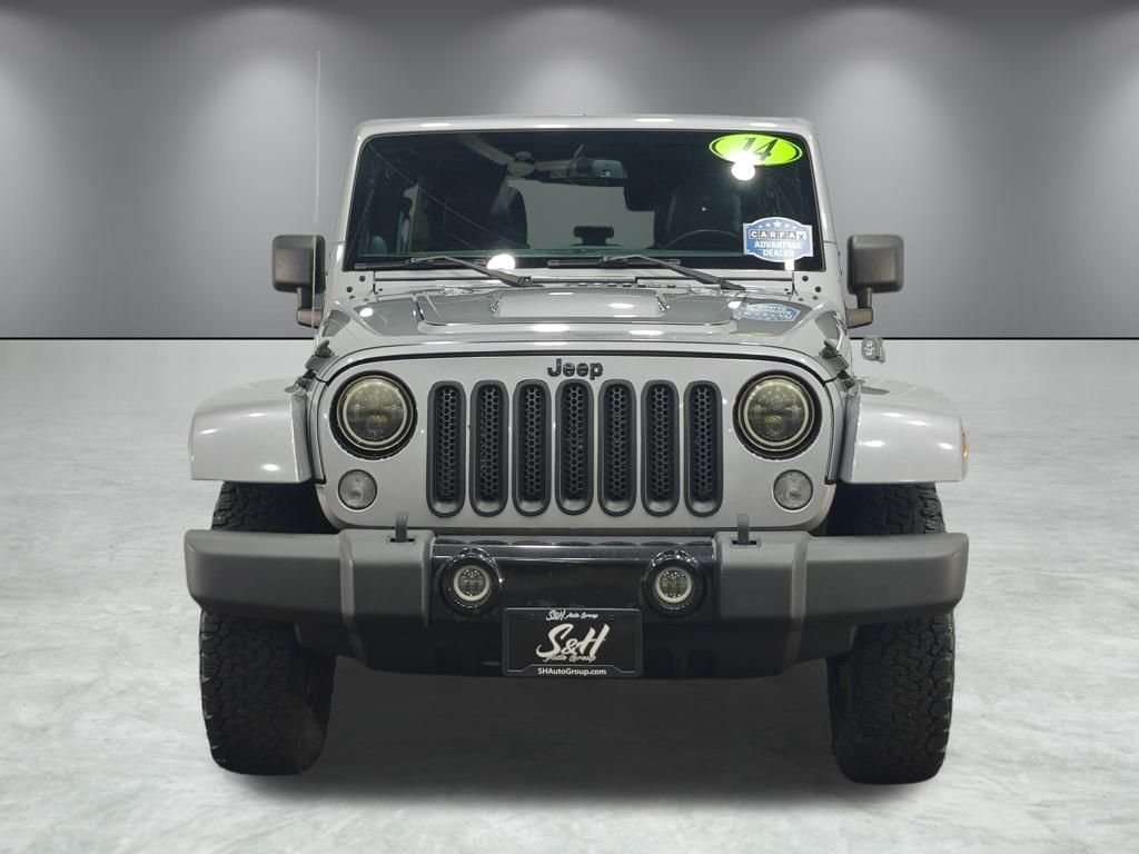 Vehicle image 2 of 49