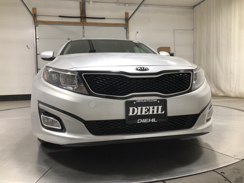 Vehicle image 3 of 32