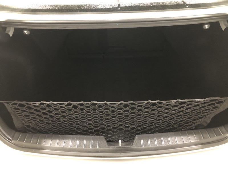 Vehicle image 8 of 32