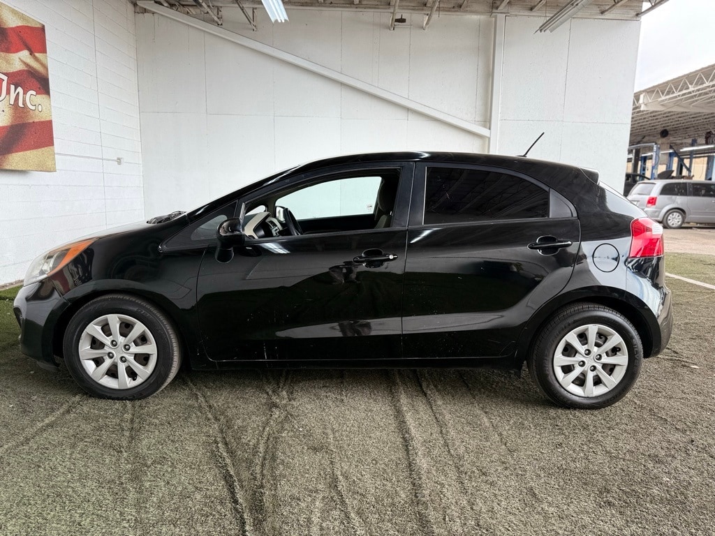 Vehicle image 12 of 39