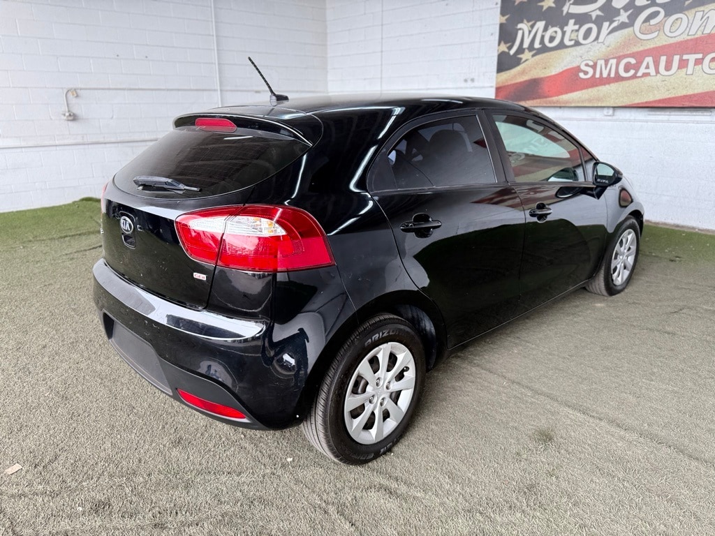 Vehicle image 8 of 39