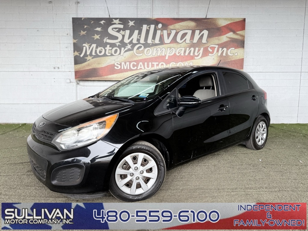 Vehicle image 2 of 39