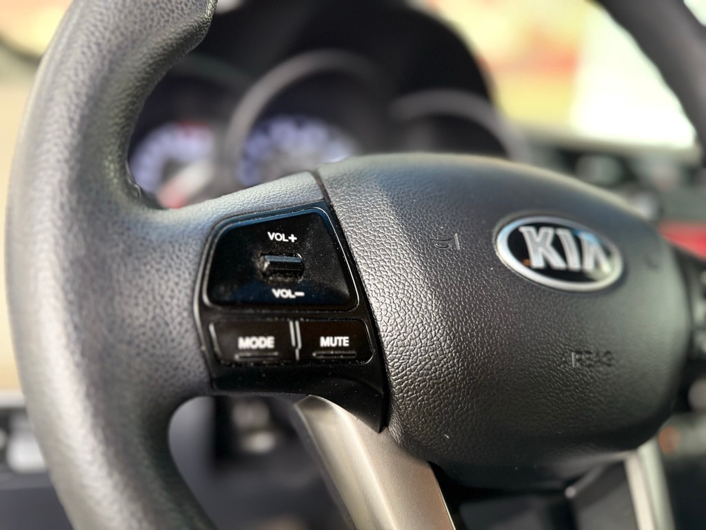 Vehicle image 20 of 39