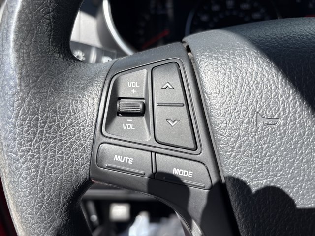 Vehicle image 16 of 27