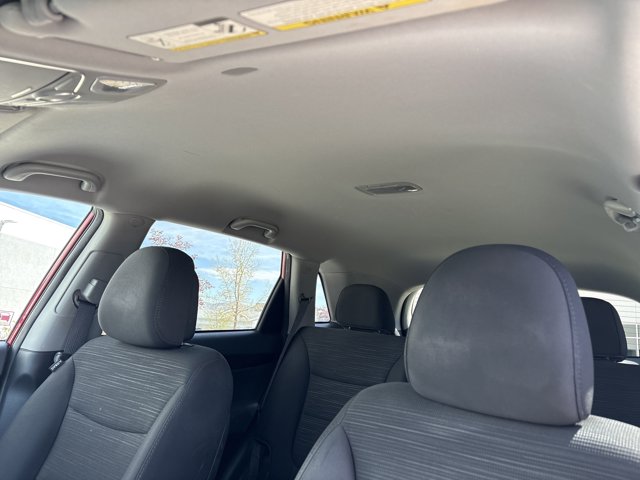 Vehicle image 20 of 27