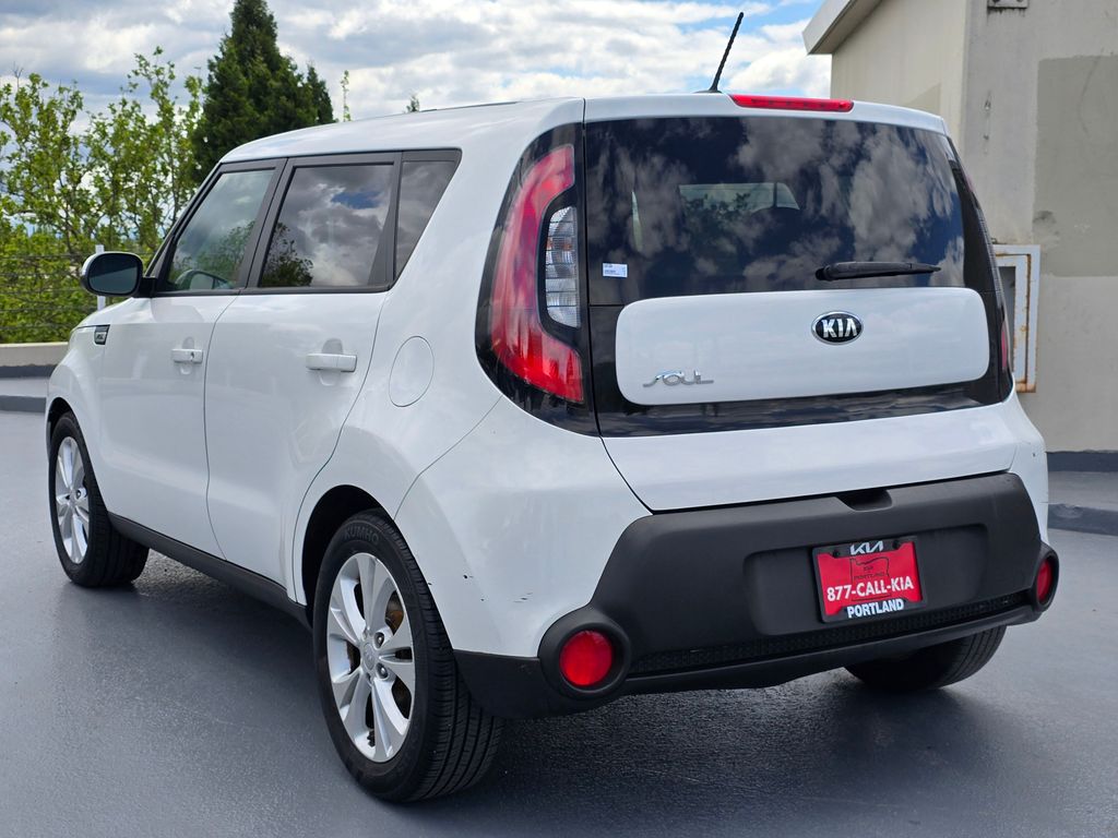 Vehicle image 8 of 31