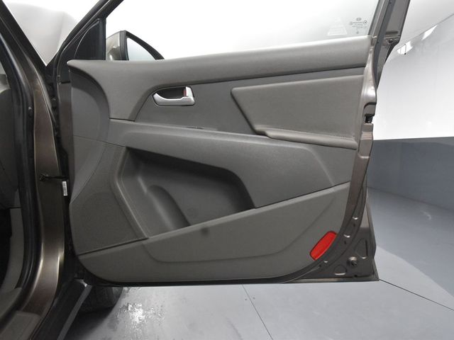 Vehicle image 46 of 51