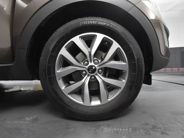 Vehicle image 22 of 51