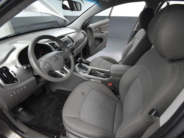 Vehicle image 27 of 51