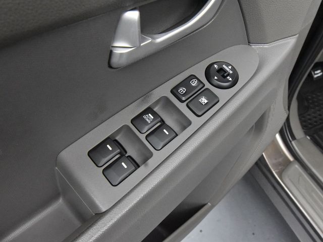 Vehicle image 25 of 51
