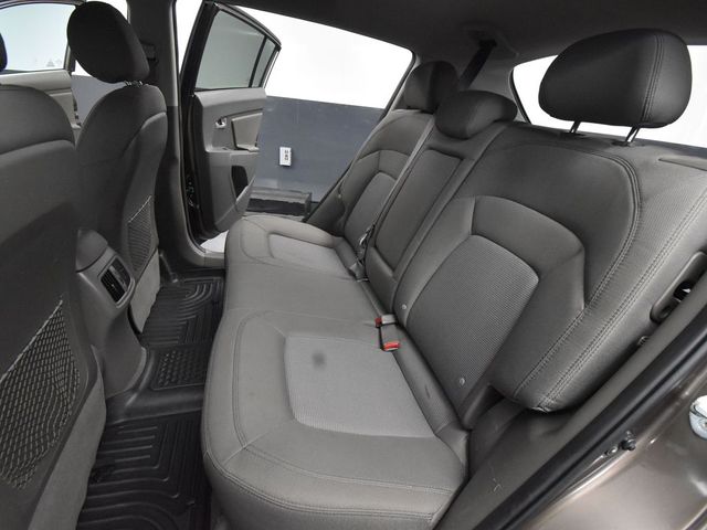 Vehicle image 41 of 51