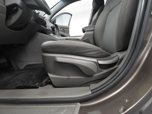Vehicle image 26 of 51