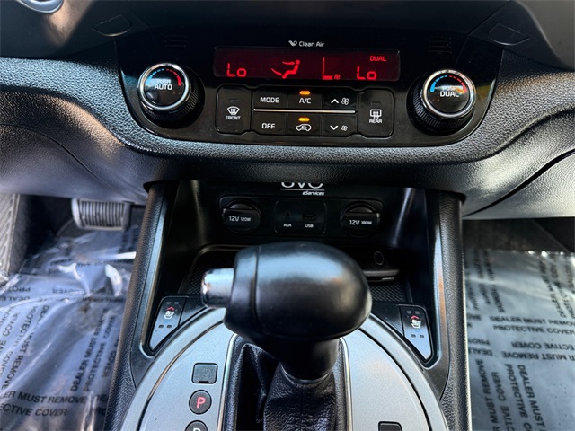 Vehicle image 17 of 27