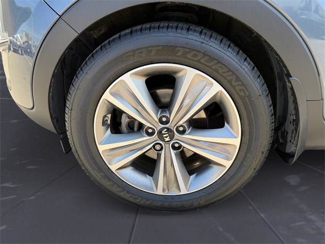 Vehicle image 14 of 27
