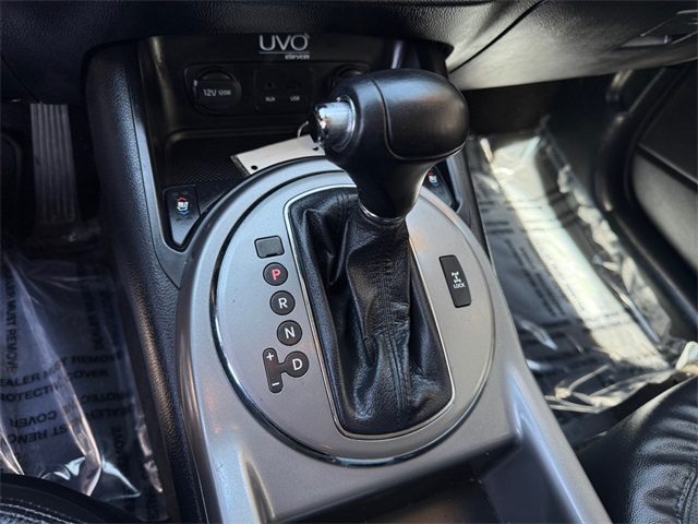 Vehicle image 16 of 27