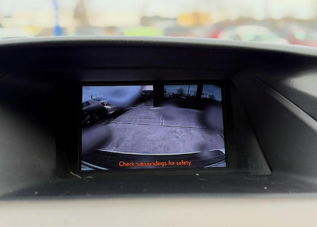 Vehicle image 12 of 16